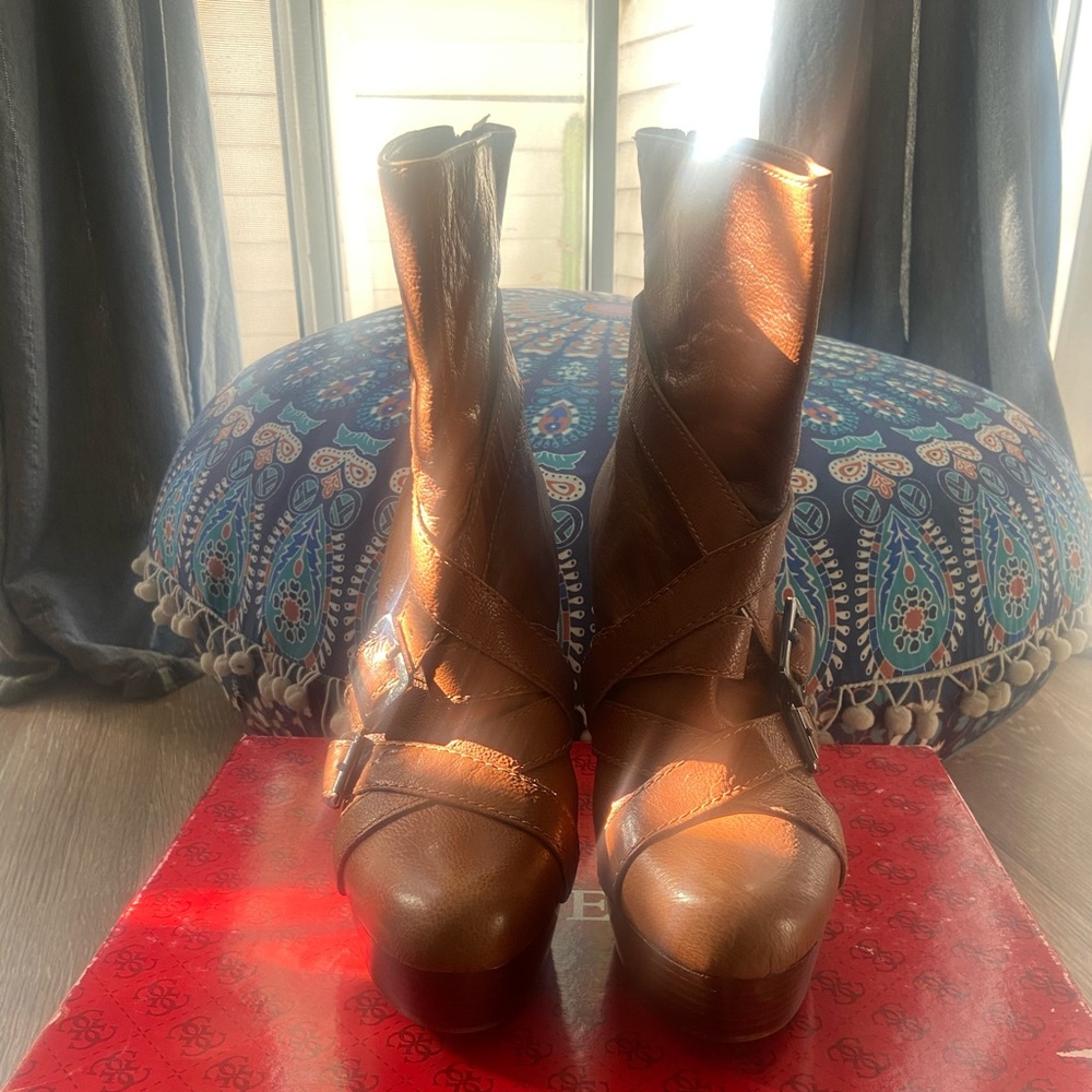 GUESS Latrice Camel Leather Platform Anke Boots